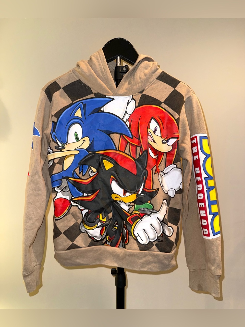 Fashion Nova Mini Sonic And Knuckles hoodie, size 10/12